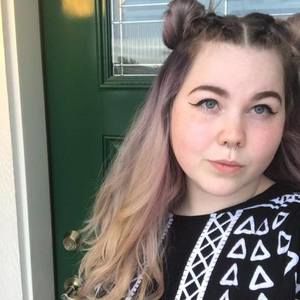 Meet your Posher, Eve